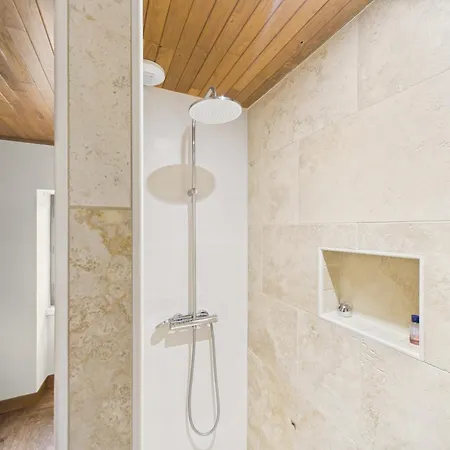 Pour 12 Avec Terrasse Et Piscine Partagée Casa vacanze Saint-Crépin-et-Carlucet