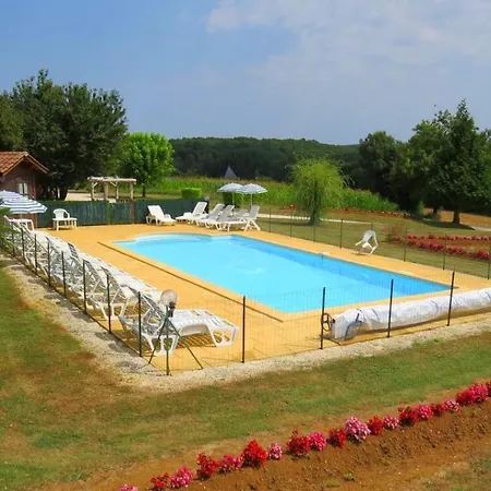 Pour 12 Avec Terrasse Et Piscine Partagee * Saint-Crépin-et-Carlucet