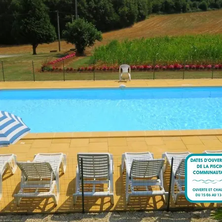 Дом отдыха Pour 12 Avec Terrasse Et Piscine Partagee